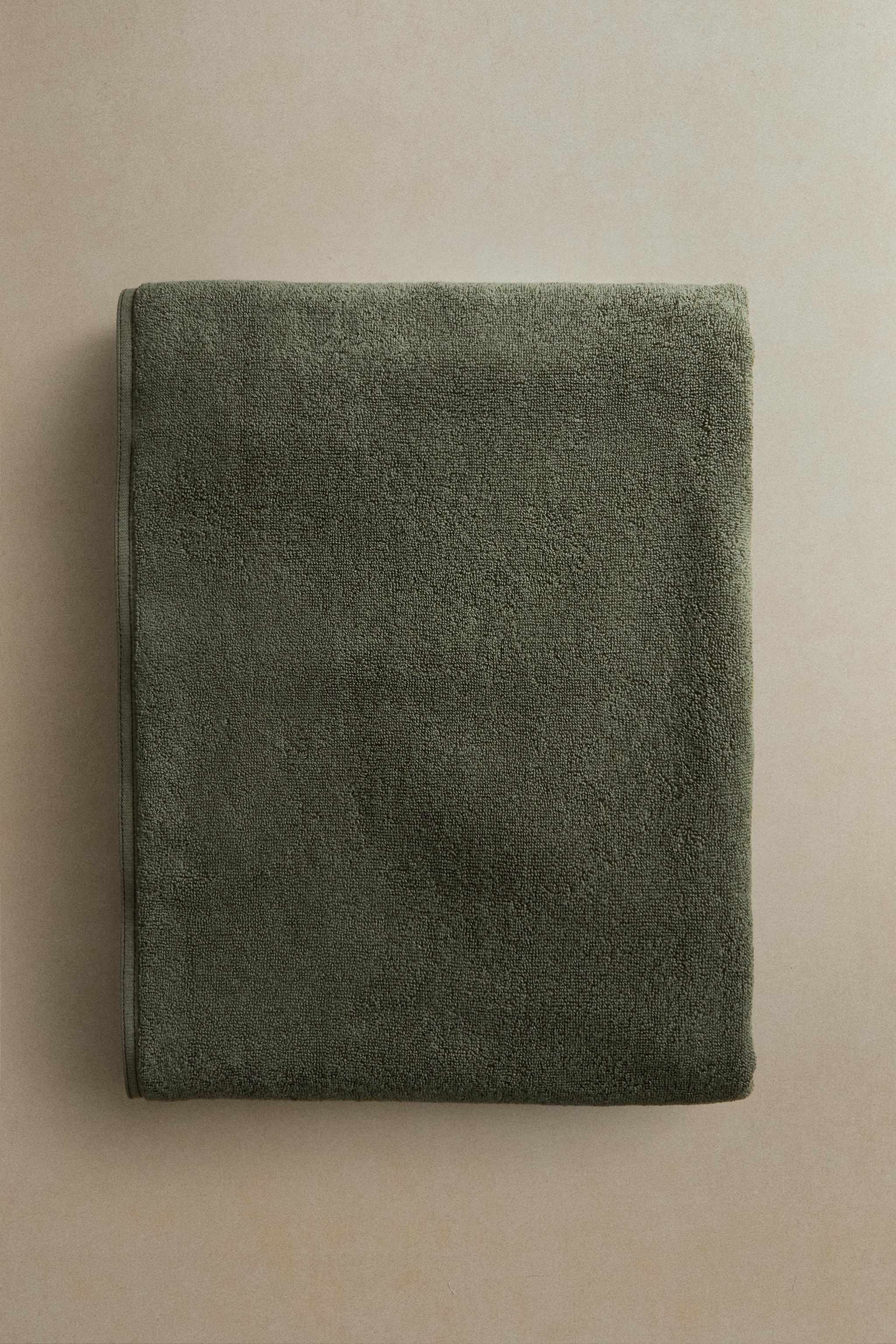 SERVIETTE DE BAIN DOUBLE SURPIQÛRE